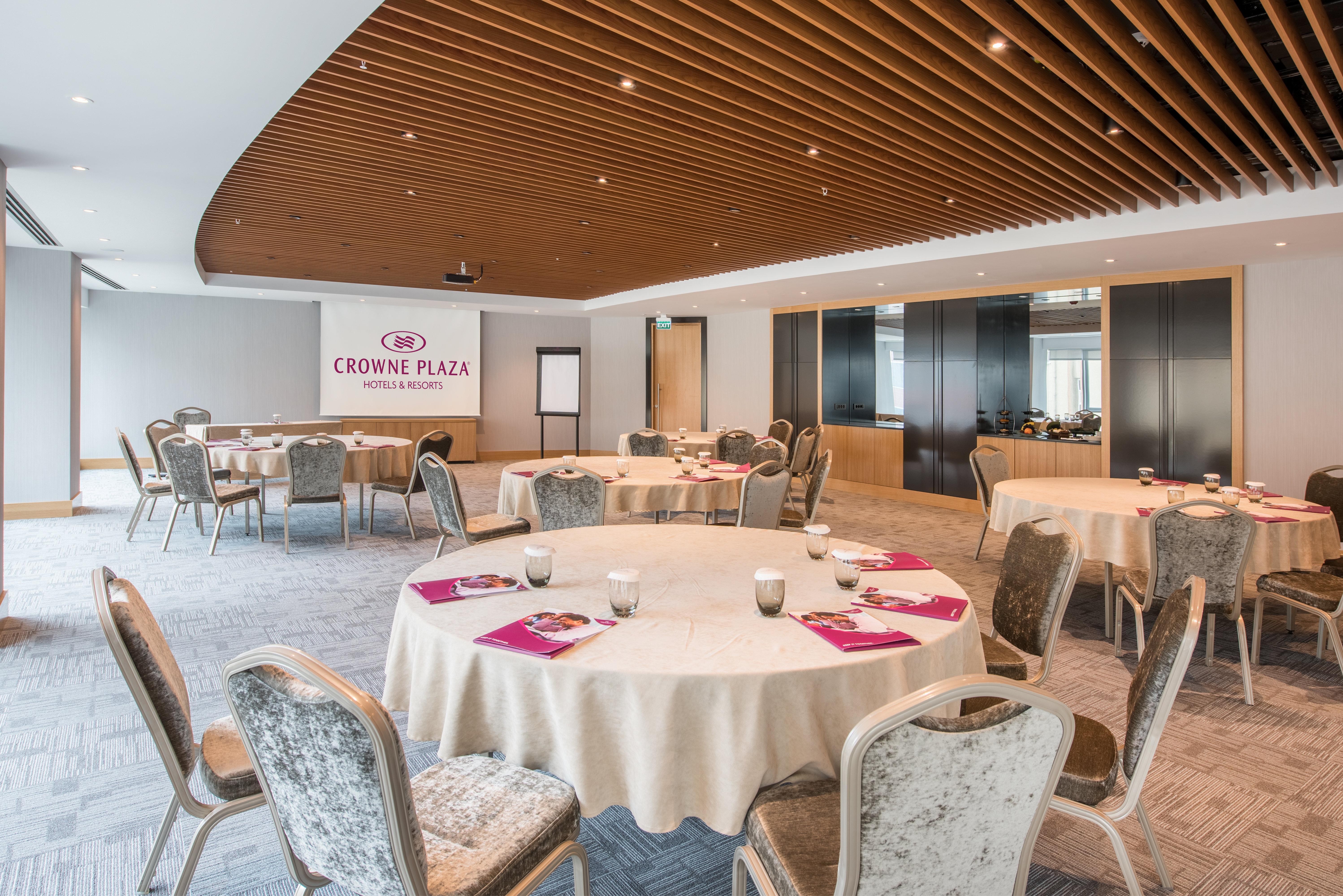 Crowne Plaza Istanbul Oryapark By Ihg Hotel Exterior photo